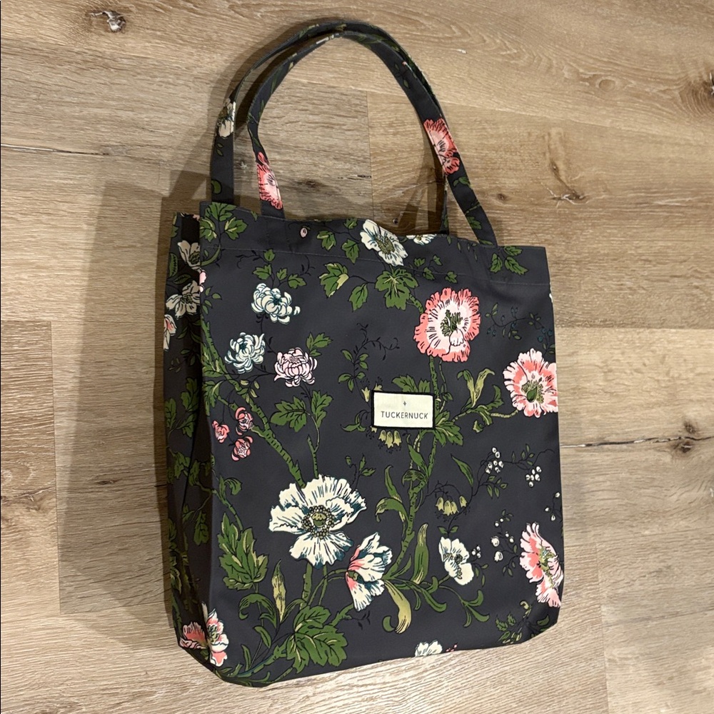 ❌SOLD❌NEW [Tuckernuck] Floral Designer Shopping Tote Everyday Shoulder Bag - Picture 3 of 10